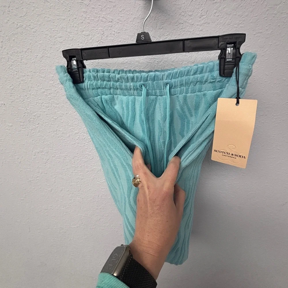 NWT SCOTCH AND SODA Men’s Sml Terry Jacquard 7” Ins lounge Trunks in Sea Blue